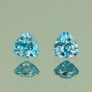 BlueZircon_trill_pair_4.5mm_1.02cts_H_zn4799