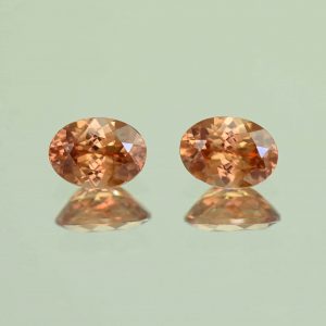 ImperialZircon_oval_pair_7.5x5.5mm_3.01cts_H_zn7106