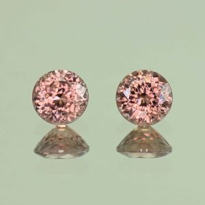 RoseZircon_round_pair_6.0mm_2.63cts_H_zn4063