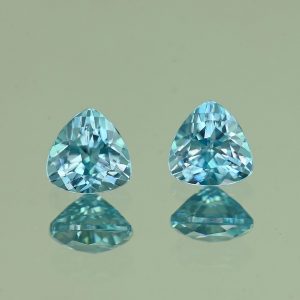 BlueZircon_trill_pair_5.5mm_1.94cts_H_zn4824