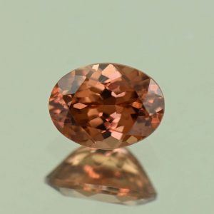 ImperialZircon_oval_7.4x5.5mm_1.65cts_H_zn4047