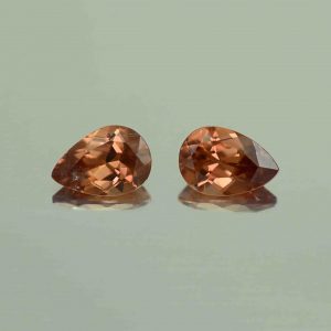 ImperialZircon_pear_pair_10.1x6.8mm_5.63cts_H_zn7340