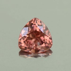 ImperialZircon_trill_6.8mm_1.57cts_H_zn7352