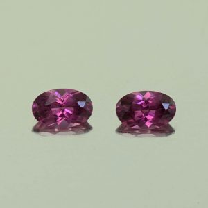 PurpleGarnet_oval_pair_5.5x3.5mm_0.78cts_N_pl730