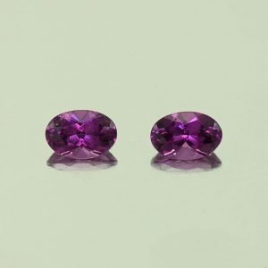 PurpleGarnet_oval_pair_6.3x4.3mm_1.34cts_N_pl757
