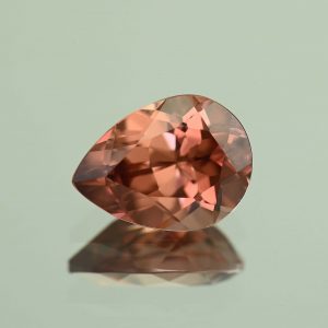 RoseZircon_pear_12.0x9.0mm_5.45cts_H_zn7247