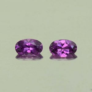 PurpleGarnet_oval_pair_5.5x3.5mm_0.73cts_N_pl727