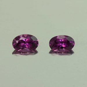 PurpleGarnet_oval_pair_6.0x4.0mm_1.20cts_N_pl754