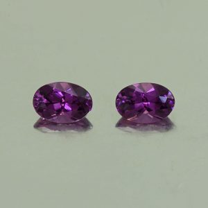 PurpleGarnet_oval_pair_6.1x4.1mm_1.23cts_N_pl756