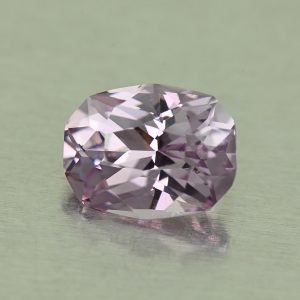 LilacSpinel_cush_7.4x5.7mm_1.32cts_N_sp931