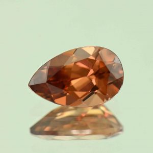 ImperialZircon_pear_10.5x6.5mm_2.98cts_H_zn7429