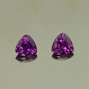 PurpleGarnet_trill_pair_4.5mm_0.78cts_N_pl805