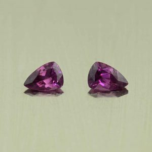 PurpleGarnet_drop_trill_pair_6.1x4.2mm_1.00cts_N_pl955