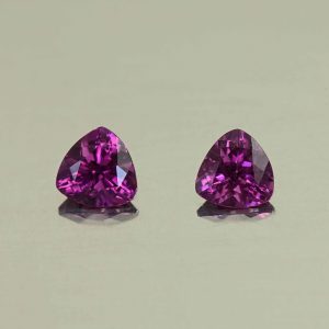 PurpleGarnet_trill_pair_5.1mm_1.11cts_N_pl1000